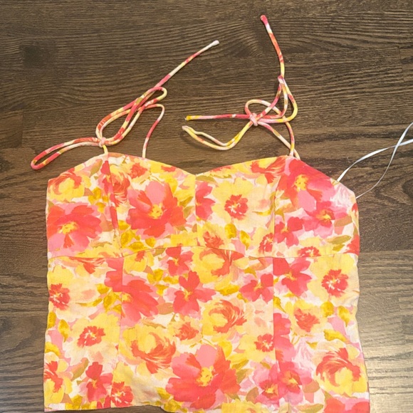 Old Navy Floral Camisole in Pink and Yellow - Picture 4 of 5